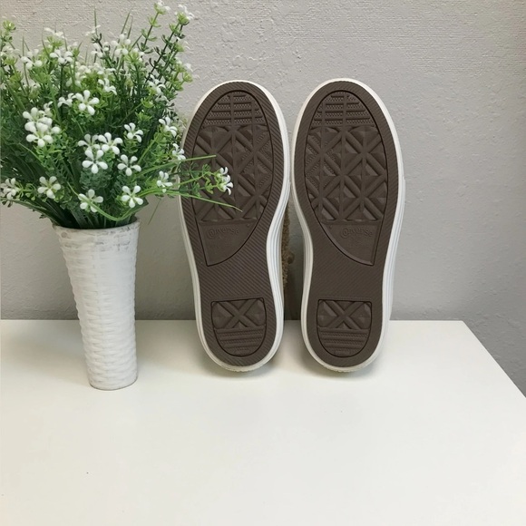 Chuck Taylor All-Star Move Platform Sherpa Size 6.5 - Picture 4 of 4